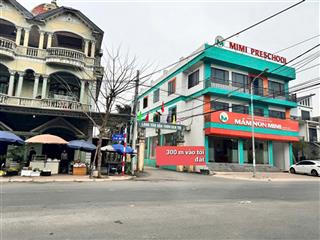 Bác tôi cần bán lô đất để cho con đi nước ngoài, bán rẻ hơn 200tr. ngay sau cổng đh fpt, 60m2