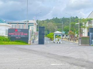 Chú tôi có mảnh đất ở 150m2 tại cổng đại học quốc gia, đh việt nhật cần bán gấp. sổ đỏ cc 100%