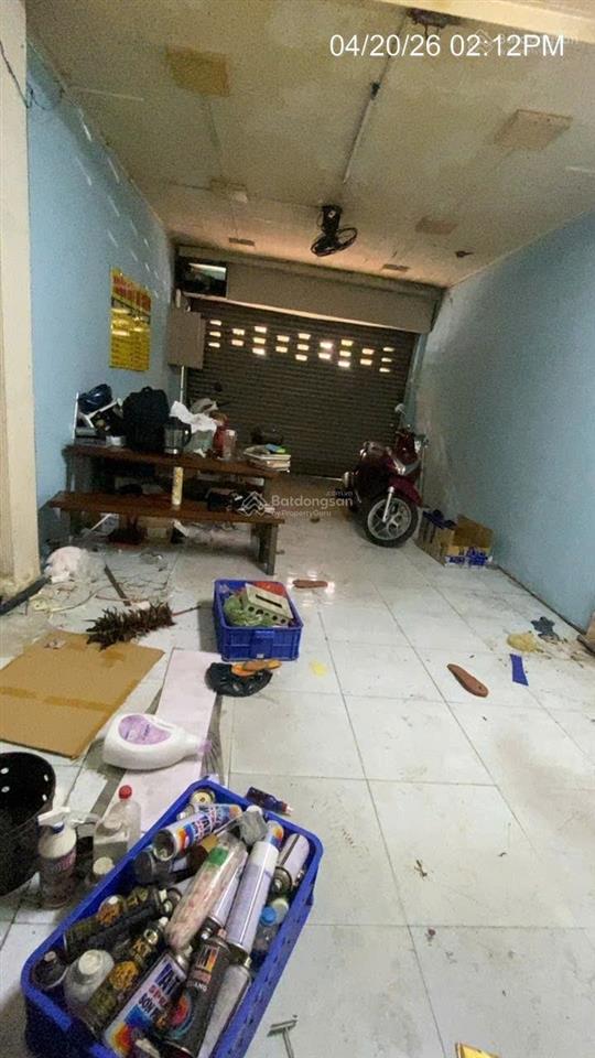 Bán nhà mt trần phú, q5, giáp q1.dt 4 x10,2 m , trệt, lầu .giá 8,7 tỷ.