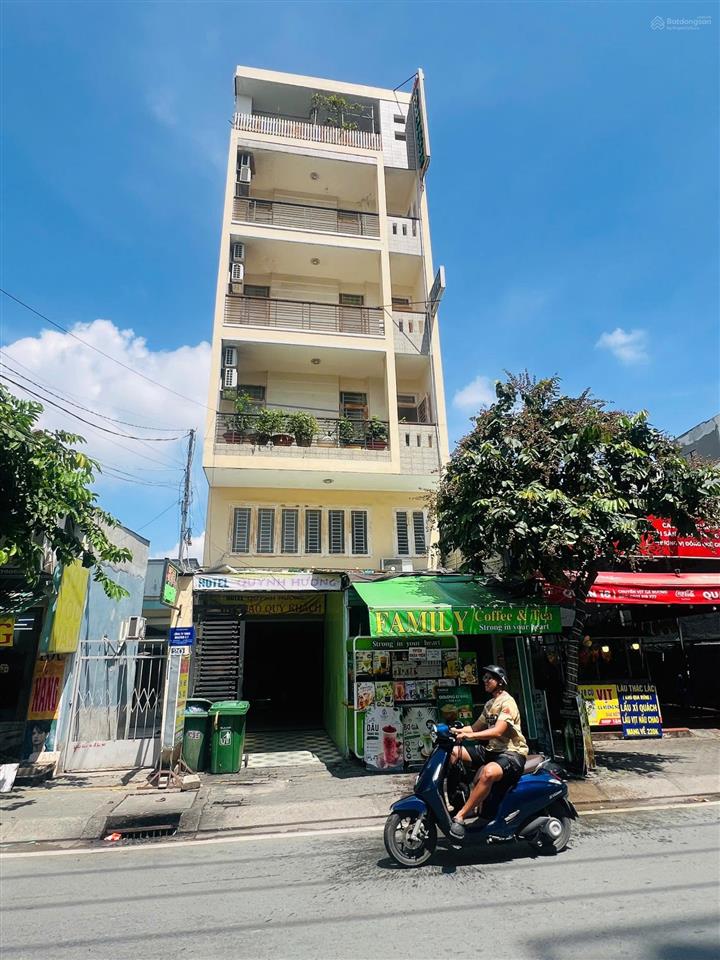 Bán căn nhà mtkd lý phục man, phường tân thuận, quận 7