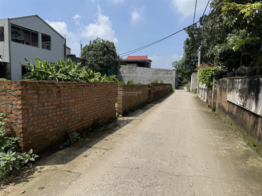 Bán đất đường ô tô thông gần đại học tdtt