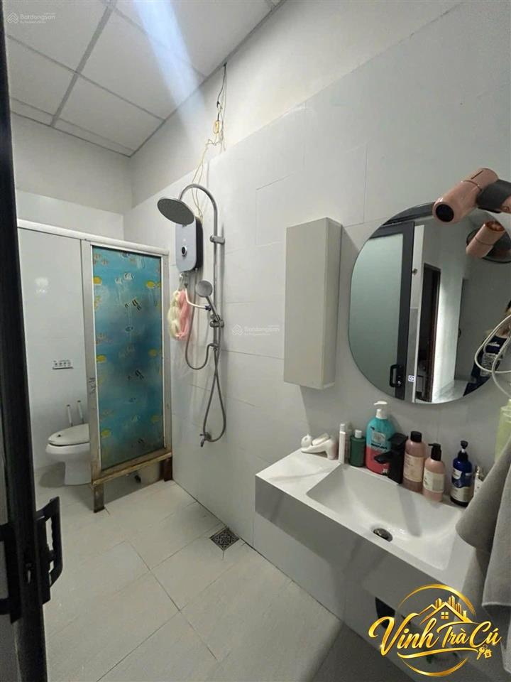 Bán nhanh chia tài sản nhà cấp 4 còn mới hxh đường lê quang định 70m2 3 phòng ngủ chỉ 4.5 tỷ