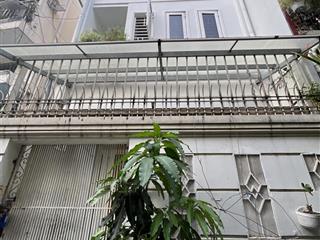 Chính chủ cần bán gấp nhà hồ biểu chánh 3 tầng ngang 4.5m 69m2  chỉ 7.599 tỷ (thương lượng)