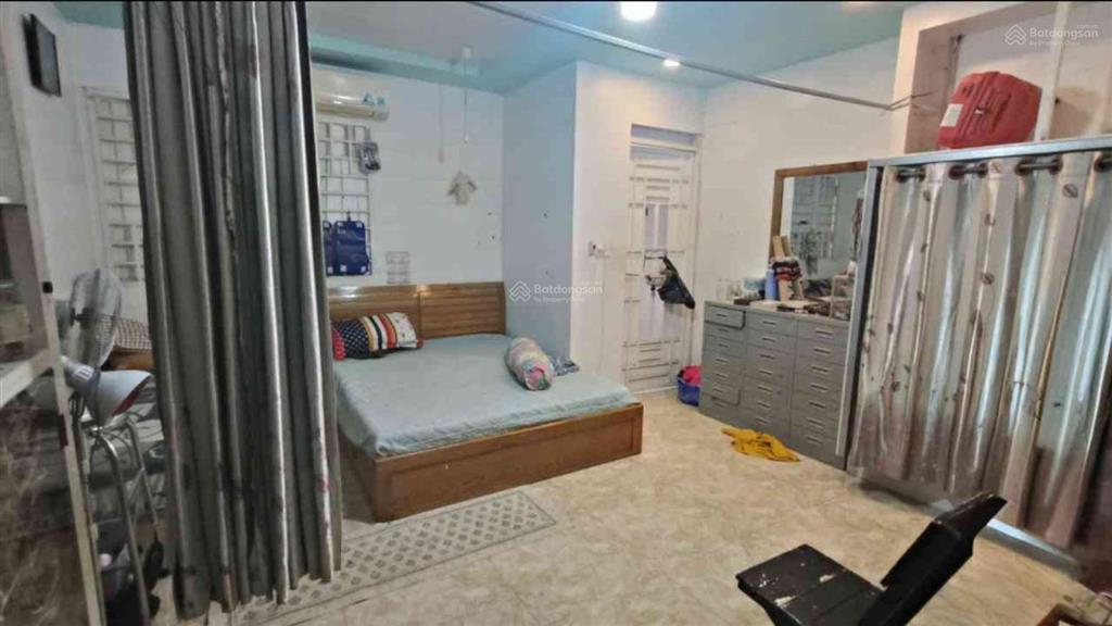 Chính chủ cần bán gấp nhà hồ biểu chánh 3 tầng ngang 4.5m 69m2  chỉ 7.599 tỷ (thương lượng)