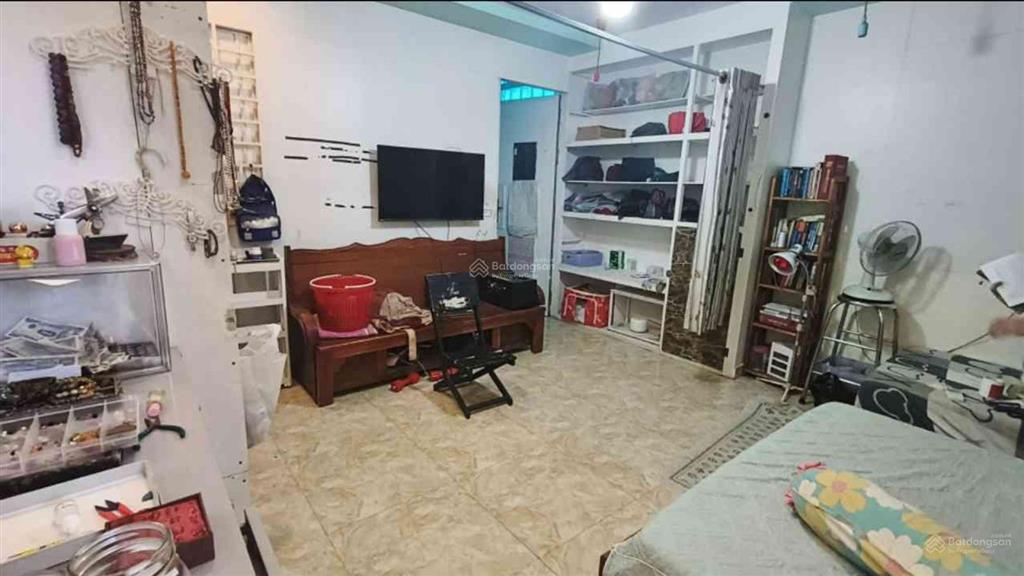 Chính chủ cần bán gấp nhà hồ biểu chánh 3 tầng ngang 4.5m 69m2  chỉ 7.599 tỷ (thương lượng)