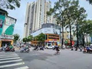 Cho thuê căn góc 3 mặt tiền duy nhất gần chợ bến thành mặt tiền đường lê lai quận 1