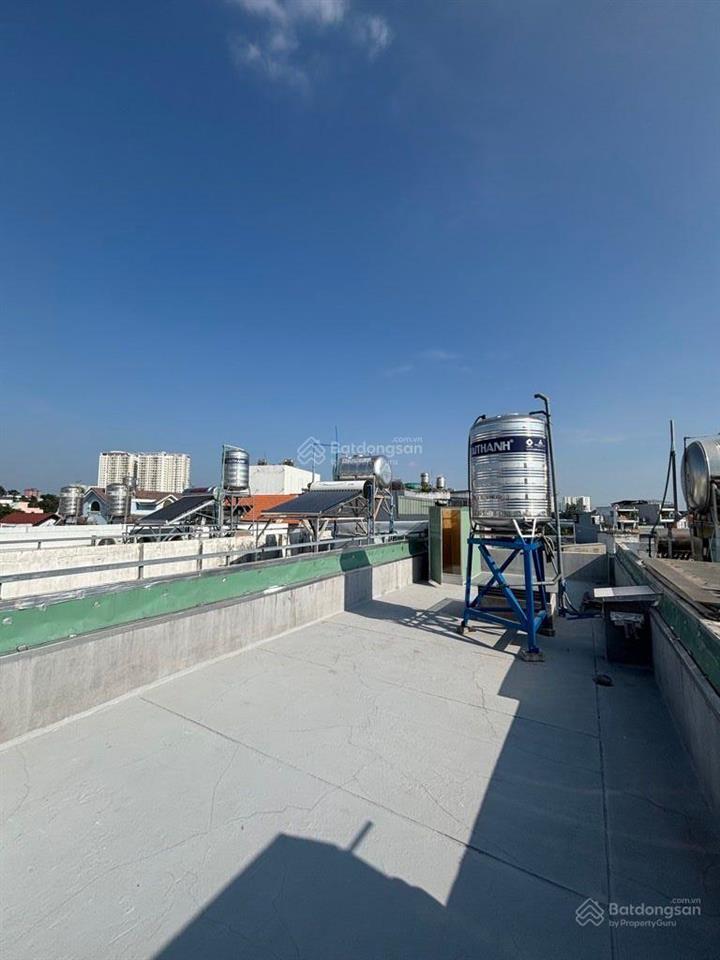 Nhà đẹp 4 tầng 70m2 kdc apec trường thọ thủ đức hẻm xe hơi tránh gần chợ thủ đức  nhỉnh 8ty