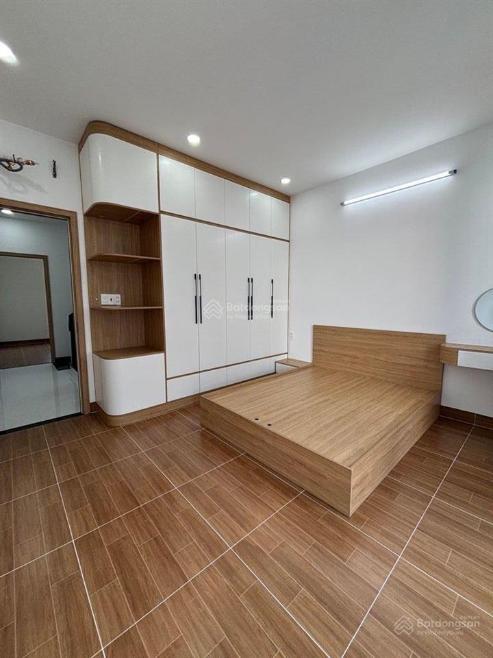 Nhà đẹp 4 tầng 70m2 kdc apec trường thọ thủ đức hẻm xe hơi tránh gần chợ thủ đức  nhỉnh 8ty