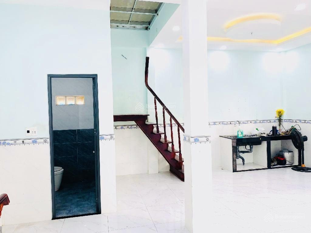 Tăng nhơn phú  mặt tiền đường  gần ngã 4 thủ đức  500m vincom lê văn việt  50m2  chỉ 4ty950