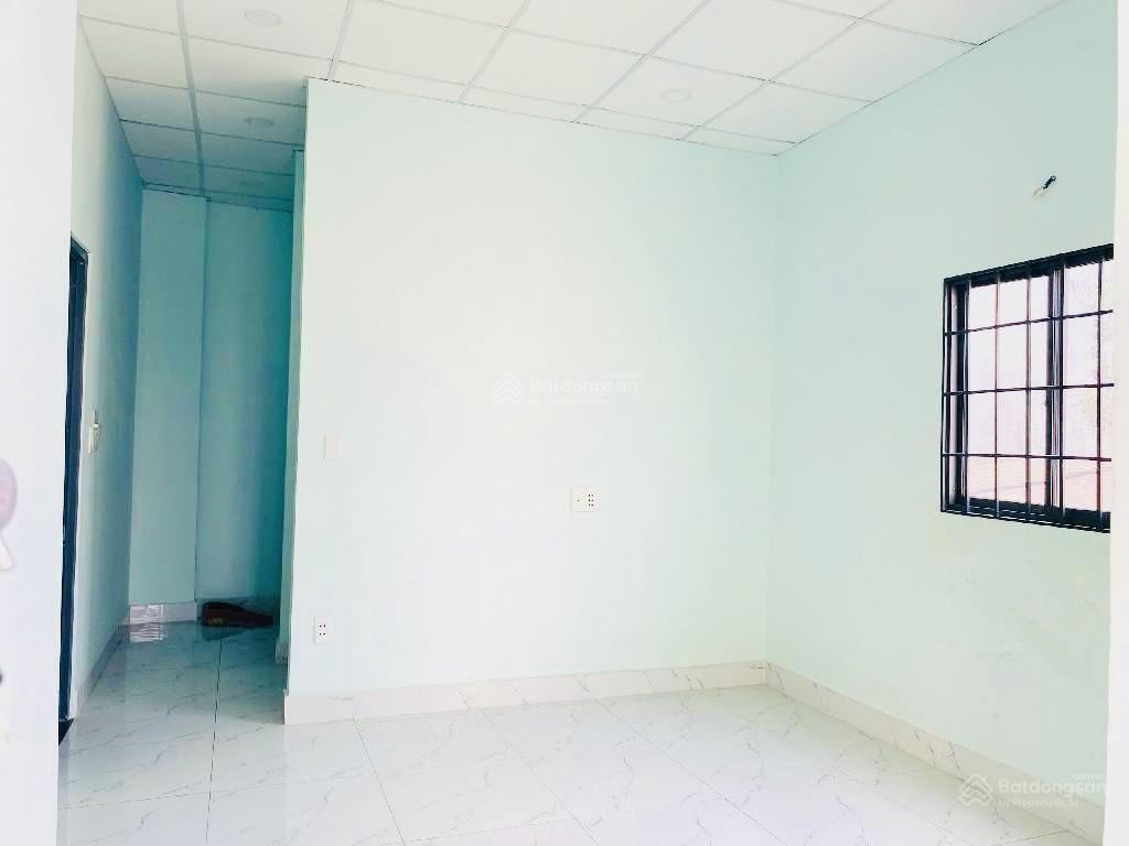 Tăng nhơn phú  mặt tiền đường  gần ngã 4 thủ đức  500m vincom lê văn việt  50m2  chỉ 4ty950