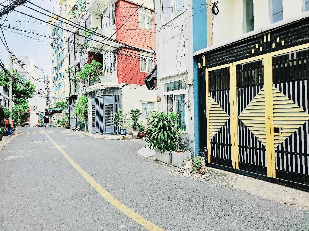 Tăng nhơn phú  mặt tiền đường  gần ngã 4 thủ đức  500m vincom lê văn việt  50m2  chỉ 4ty950