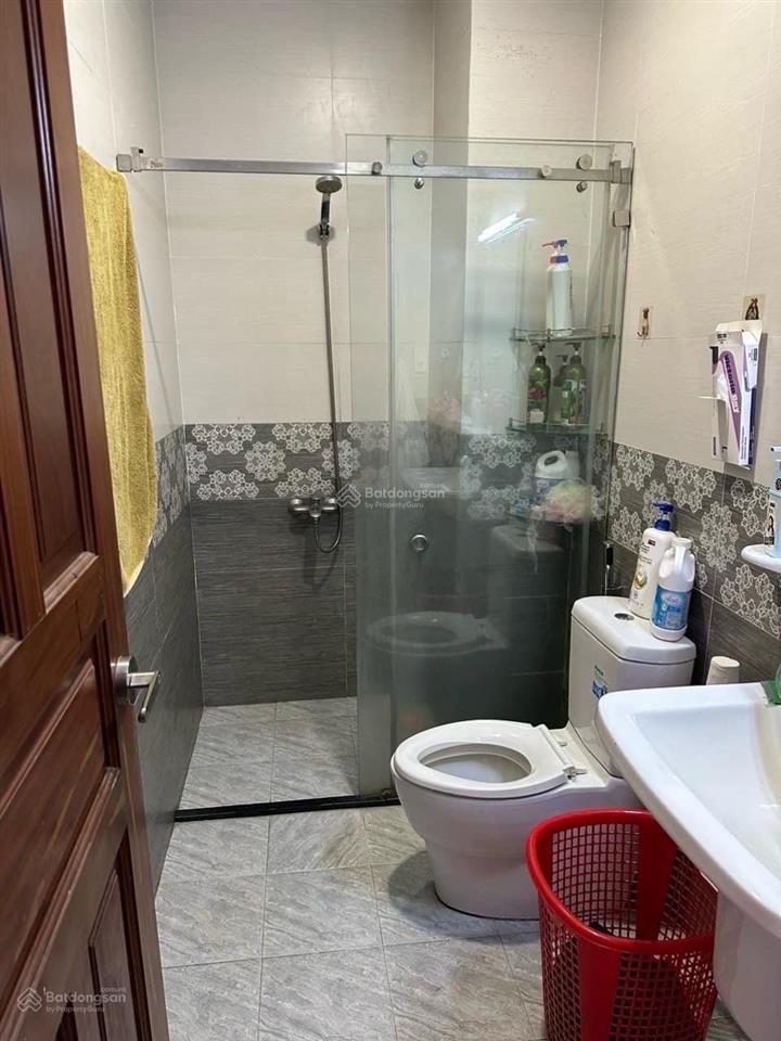 Nhỉnh 7tỷ bé 4.2*15.5m 3 phòng ngủ hẻm xe tải nhà 3 tầng gần quốc lộ 13 mở rộng sát kdc hồng