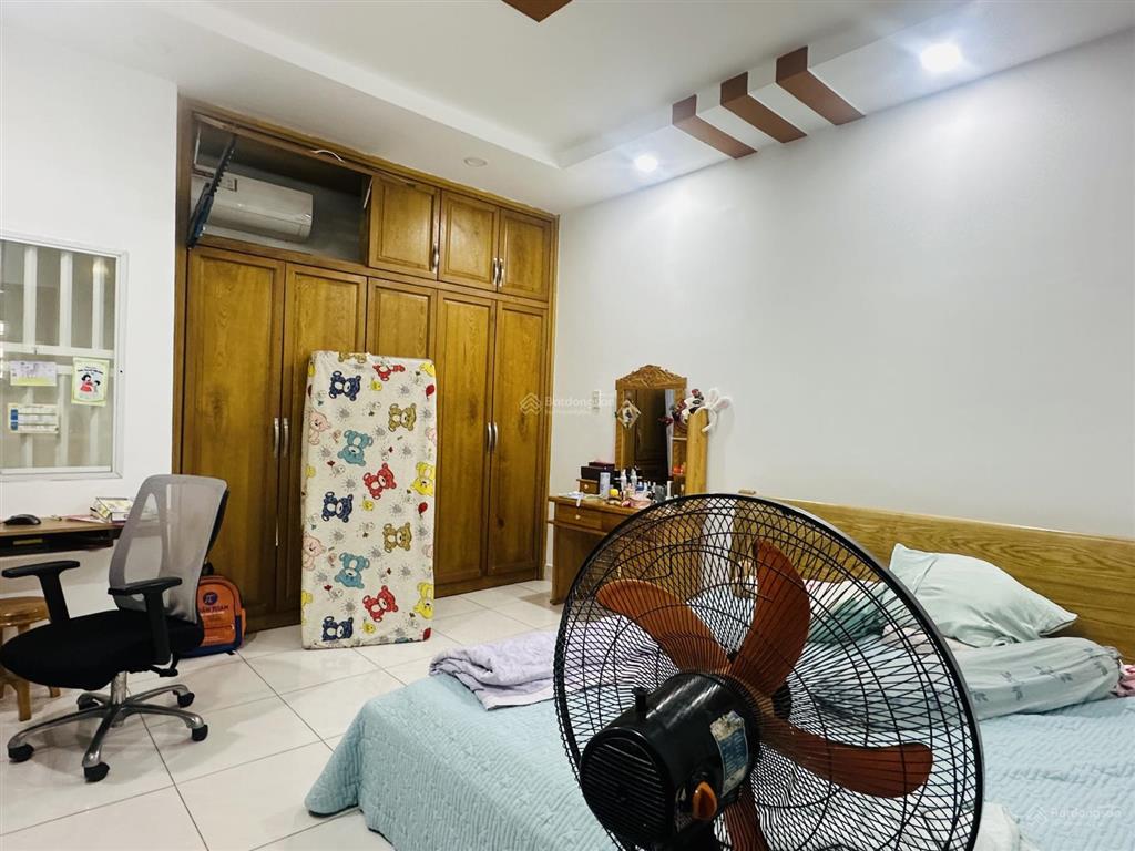Nhỉnh 7tỷ bé 4.2*15.5m 3 phòng ngủ hẻm xe tải nhà 3 tầng gần quốc lộ 13 mở rộng sát kdc hồng
