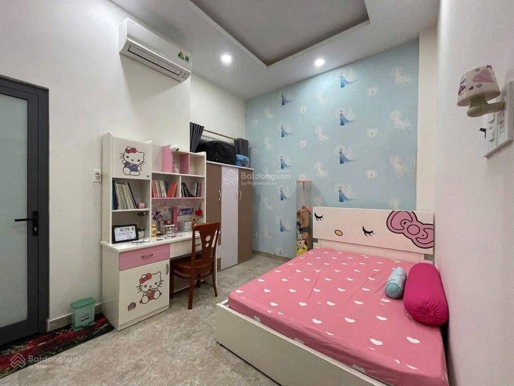Nhỉnh 7tỷ bé 4.2*15.5m 3 phòng ngủ hẻm xe tải nhà 3 tầng gần quốc lộ 13 mở rộng sát kdc hồng