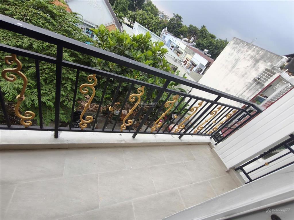 Sát phạm văn đồng thủ đức nhà đẹp 3 tầng kiên cố 4 phòng ngủ hẻm xe hơi rộng nhỉnh 7tỷ