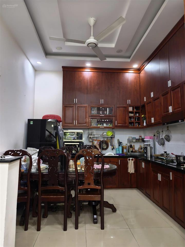 Sát phạm văn đồng thủ đức nhà đẹp 3 tầng kiên cố 4 phòng ngủ hẻm xe hơi rộng nhỉnh 7tỷ