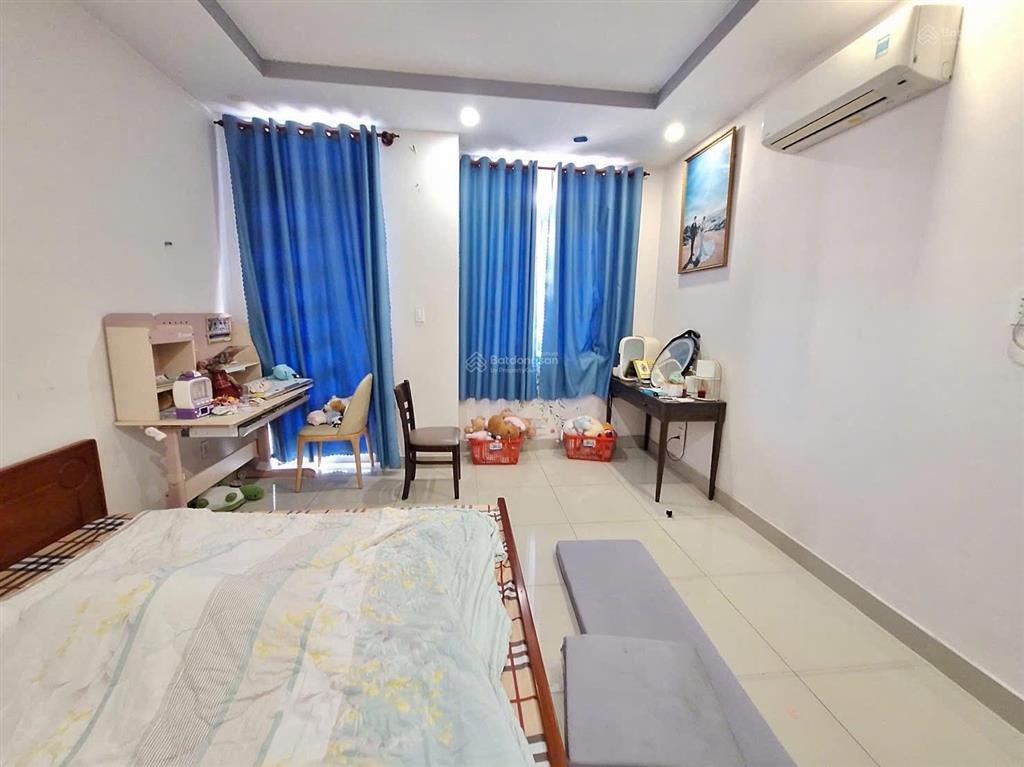 Ngay chợ hiệp bình thủ đức 4*17m3 phòng ngủ nhỉnh 6tỷ