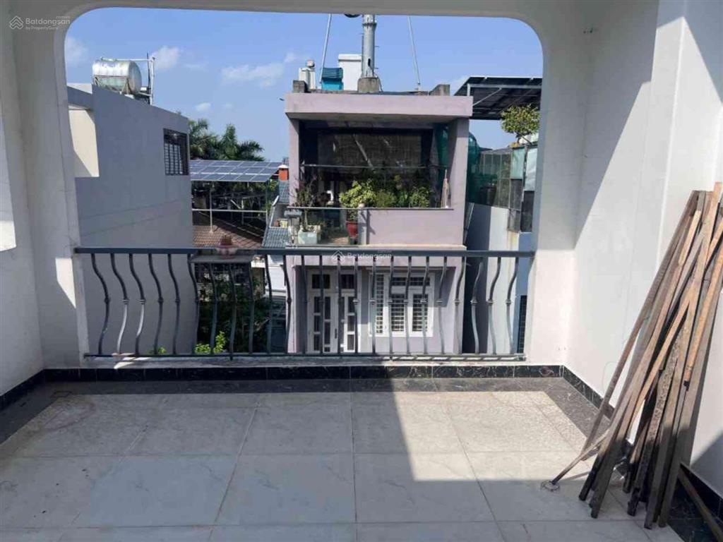 Khu bên sông gần gigamall phạm văn đồng 4 tầng 4pn hẻm xe tải nhỉnh 10tỷ