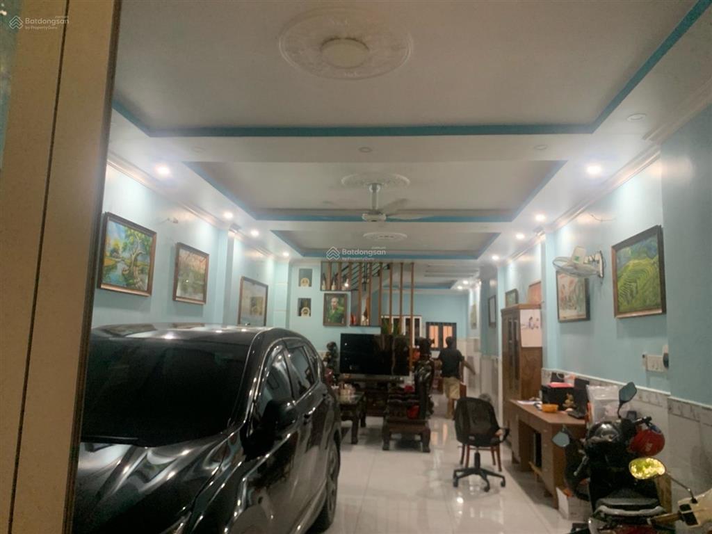 P.dĩ anngay cuối đường phạm văn đồng thủ đức 95m2 3 tầng mặt tiền đường 10m tiện kinh doanh