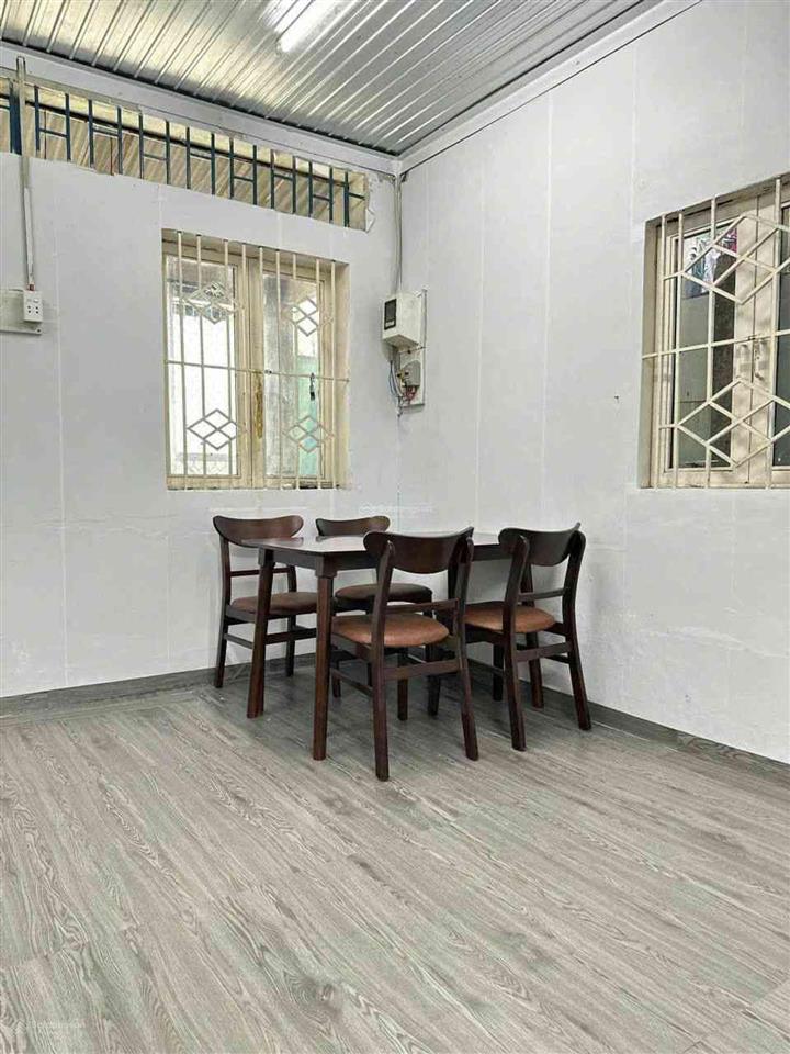 Sát hoàng diệu 2 trung tâm thủ đức 76m2 ngang đẹp 5.4m nhỉnh 6tỷ gần đại học sư phạm kỹ thuật