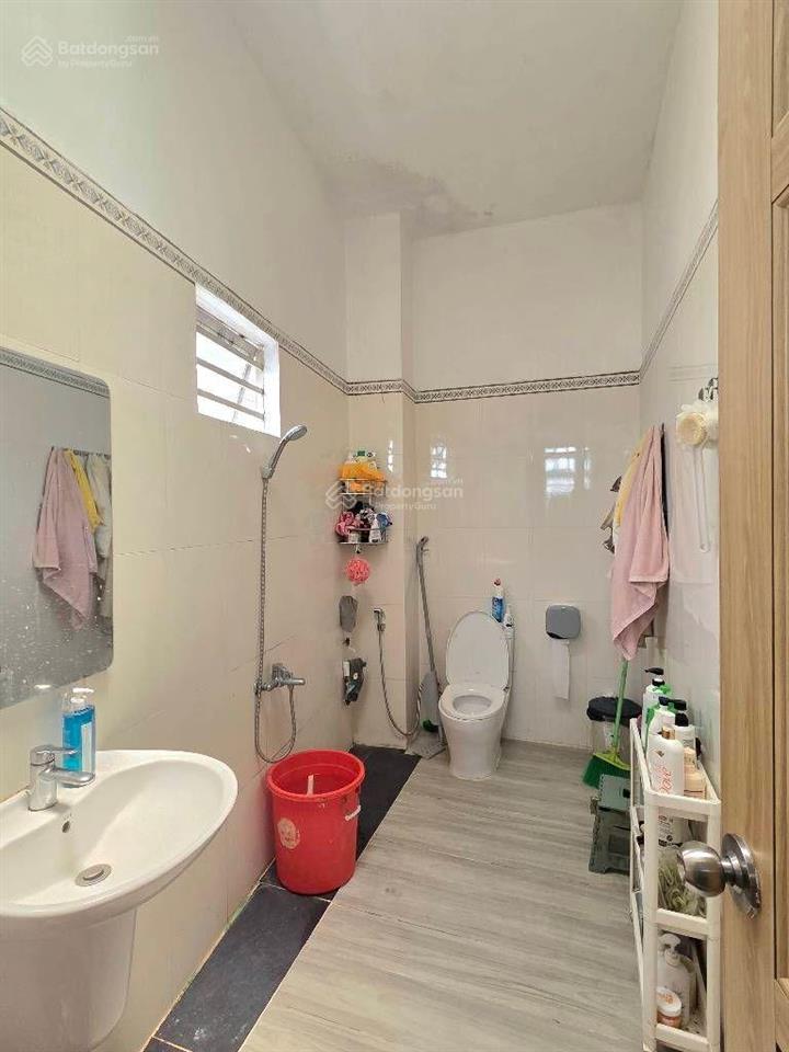 Ngay chợ hiệp bình 64m2 3 tầng3pn hẻm xe hơi hoàn công chỉ nhỉnh 6tỷ1