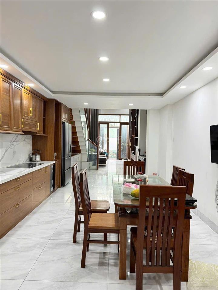 Chỉ 6tỷ95 73m2 3 tầng kiên cố hoàn công tam châu tam bình thủ đức full nội thất