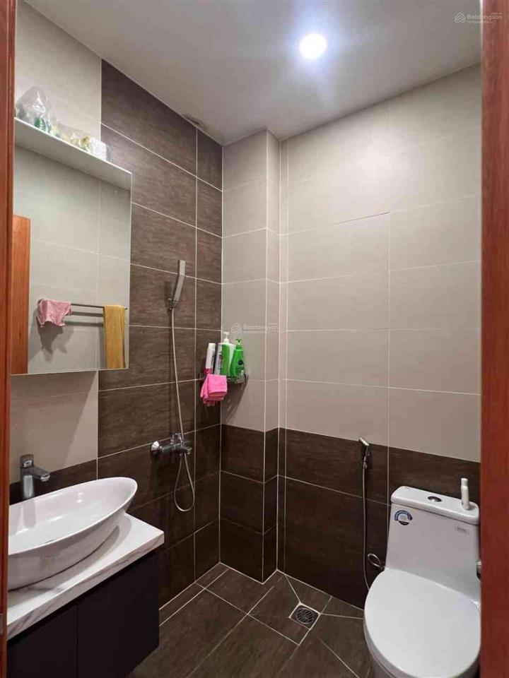 Gần chợ hiệp bình thủ đức nhà đẹp 4 tầng hẻm xe hơi nhỉnh 7ty