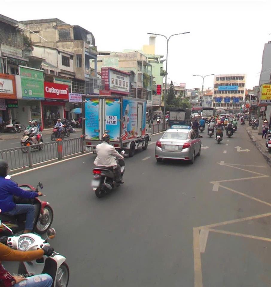 Bán nhà mặt tiền đường hoàng văn thụ, phú nhuận dt 8x18m giá 30 tỷ hđt 60 triệu/tháng