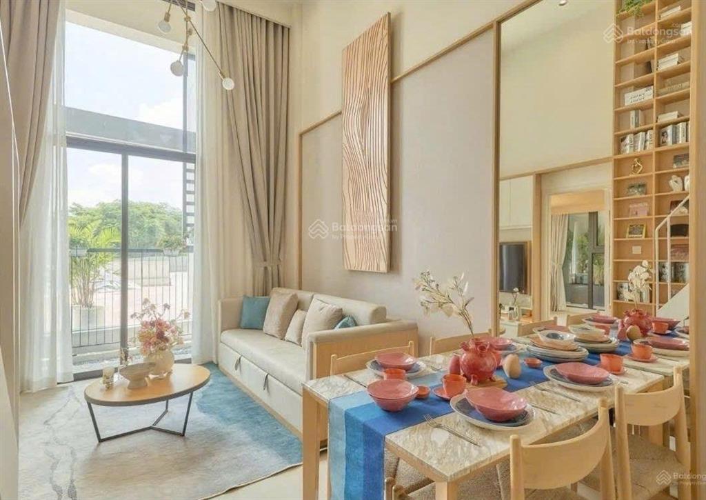 Cắt lỗ 200tr. chuyển nhượng hđmb căn hộ góc 3,5 tỷ, 65,9m2. mua vay toà p26, sun urban city, hà nam