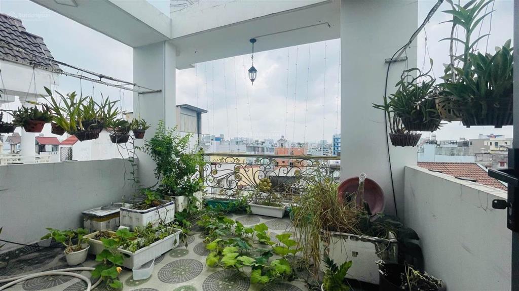 Gấp bán giảm còn 7.7tỷ nhà đường bình trị đông xe hơi ngủ trong nhà  60m  5 tầng