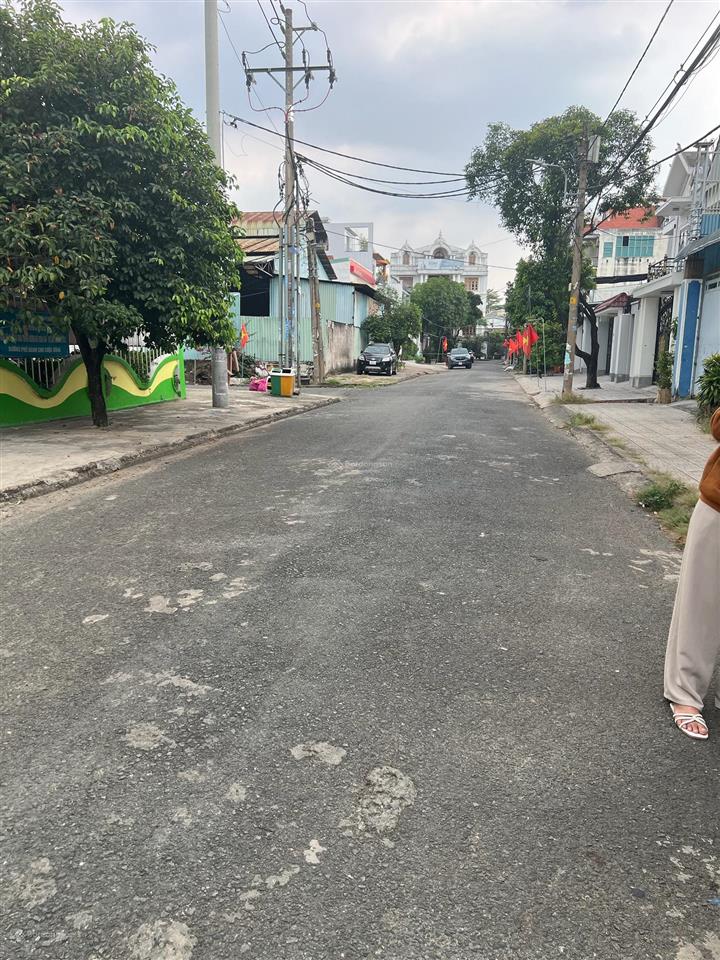 Bán đất đường tân thới nhất 21  phường tân thới nhất  q12  giá  9.99tỷ thương lượng.