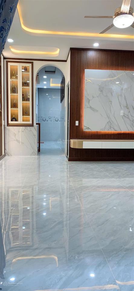 Nhà mới btct ngang đẹp 5,3m, 1 trệt, 1 lầu, sân thượng  full nội thất, mới 100% chỉ 4,98 tỷ