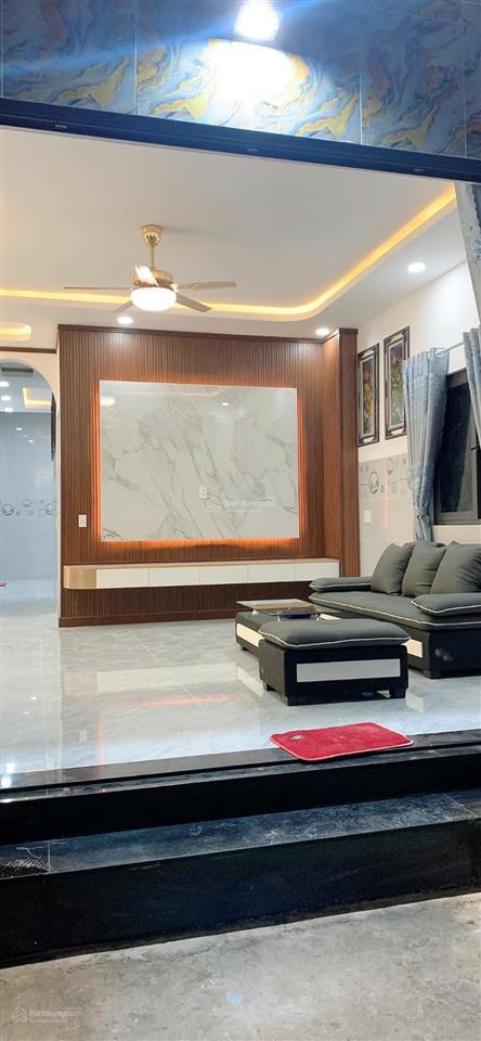 Nhà mới btct ngang đẹp 5,3m, 1 trệt, 1 lầu, sân thượng  full nội thất, mới 100% chỉ 4,98 tỷ