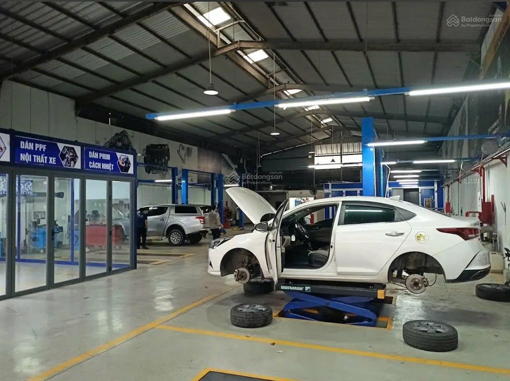 Bán nhà mặt tiền trường chinh  kinh doanh siêu đỉnh  ngang 17m tổng 805m2, giá chỉ 136,9 tỷ