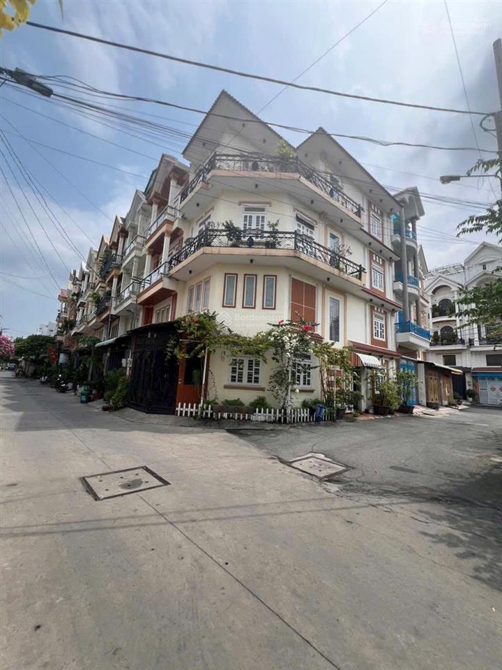 Bán nhà góc 2 mặt tiền  trần thị năm  huỳnh thị hai  quận 12  nhà phố liền kề  nhà đẹp giá 6.5