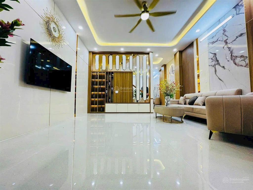 Giảm ~1 tỷ  ngang 5m  nhà 4 tầng  phan huy ích
 diện tích công nhận 64,6m2, giá giảm còn 7.96t
