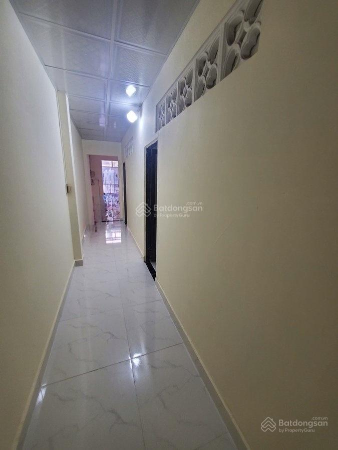 Bán nhà mặt tiền hẻm 5,65 x 21 tân chánh hiệp quận 12 chỉ 5.x tỷ tl