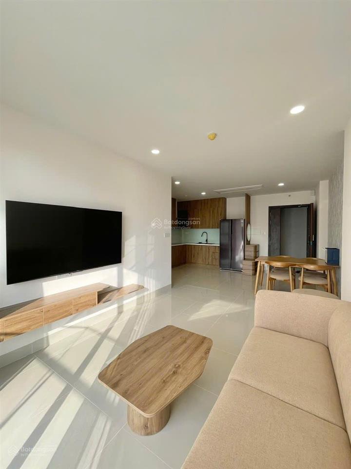 Bán căn hộ 2pn, 2wc tại vung tau centre point, 4,65 tỷ, 84m2 tầng cao view biển