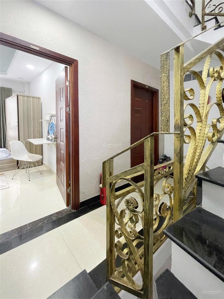 Cho thuê phòng studio full nội thất rộng 30m2 gần văn lang cơ sở 3