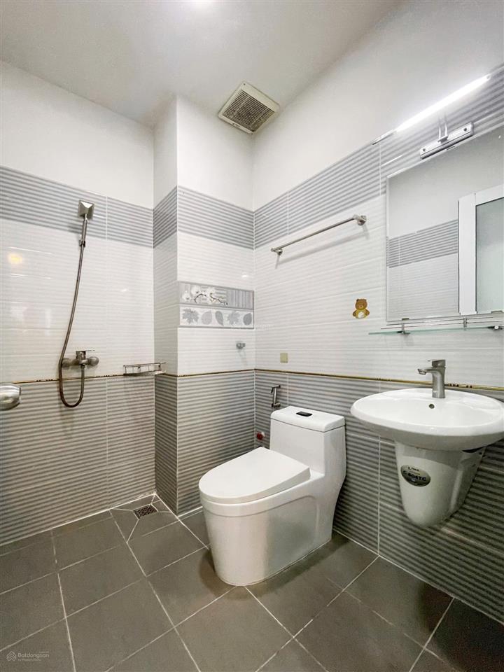 Cho thuê phòng studio full nội thất rộng 30m2 gần văn lang cơ sở 3