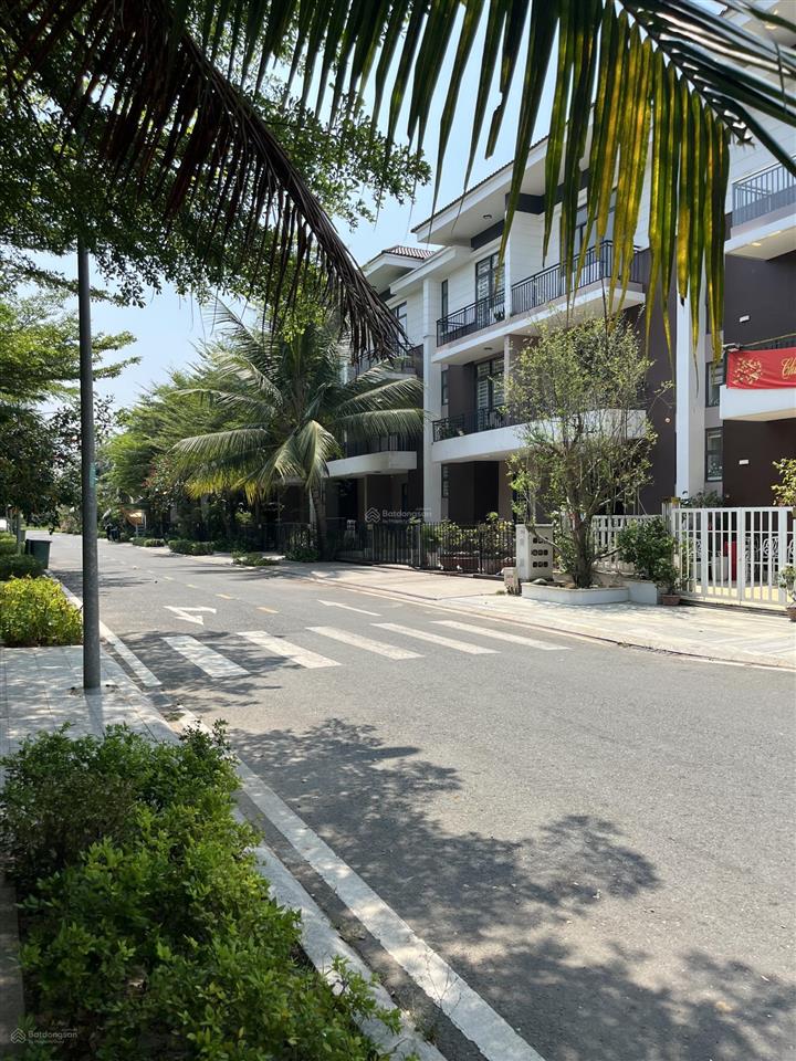Biệt thự  phúc an city 6x16.6 ( 3 tấm đúc) giá 2.95 tỷ    0931 288 *** thiên quảng