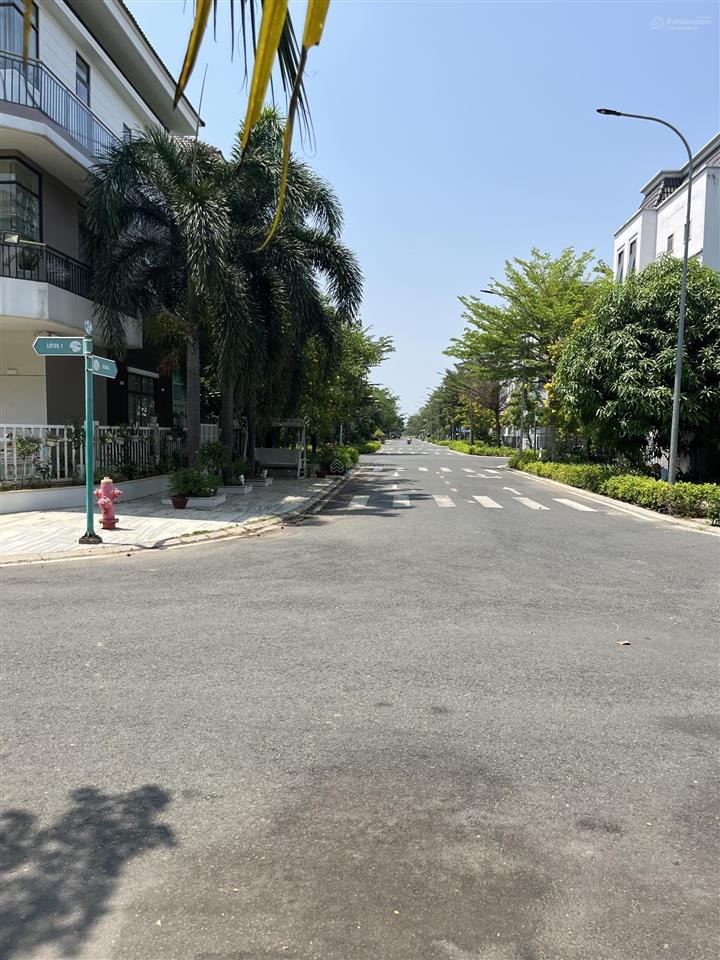 Biệt thự  phúc an city 6x16.6 ( 3 tấm đúc) giá 2.95 tỷ    0931 288 *** thiên quảng