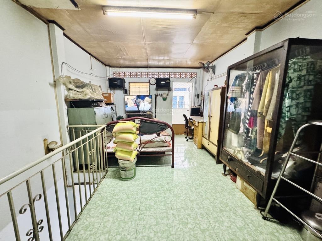 Bán gấp nhà đinh tiên hoàng thông vũ huy tấn và vạn kiếp, dt lớn 48m2, hẻm xe hơi chỉ 5,3tỷ