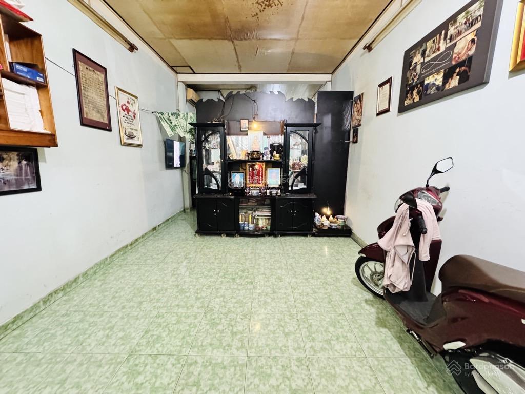 Bán gấp nhà đinh tiên hoàng thông vũ huy tấn và vạn kiếp, dt lớn 48m2, hẻm xe hơi chỉ 5,3tỷ