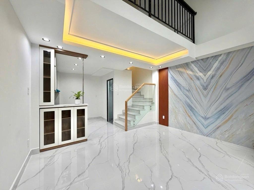 Hẻm xe tải tránh, nhỉnh 7 tỷ, 4 tầng btct, full nội thất, gần chợ bà chiểu trung tâm bình thạnh
