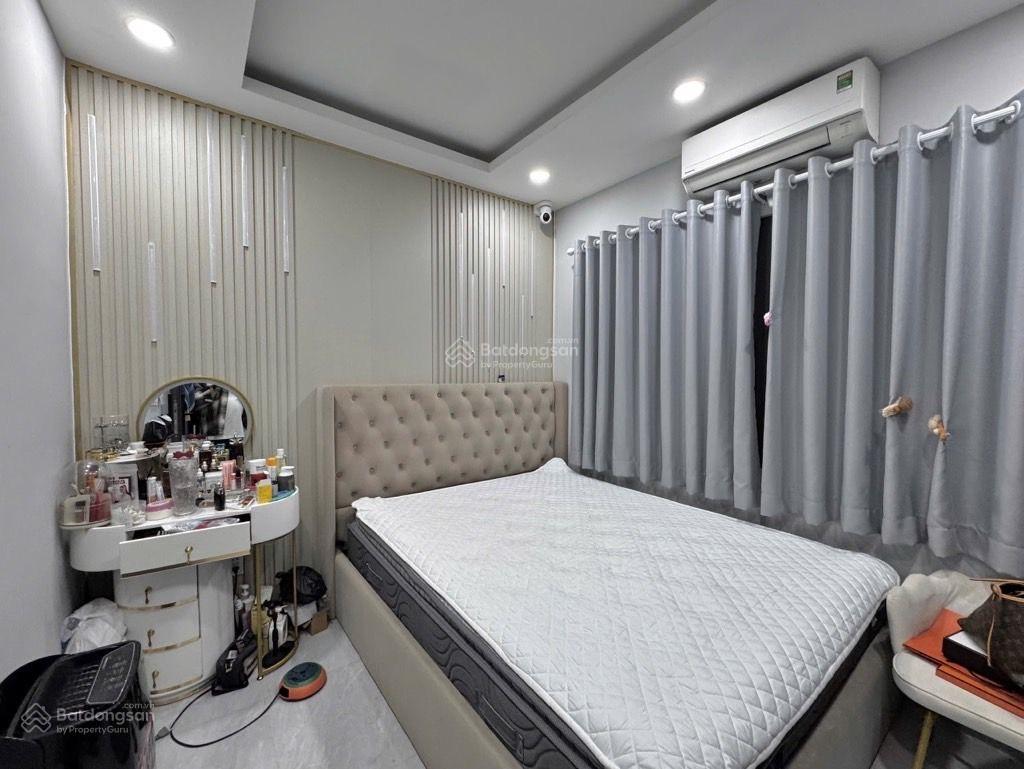 4tầng btct phan tây hồ thông phan xích long khu vip phú nhuận,3 pn chỉ 7,3 tỏi