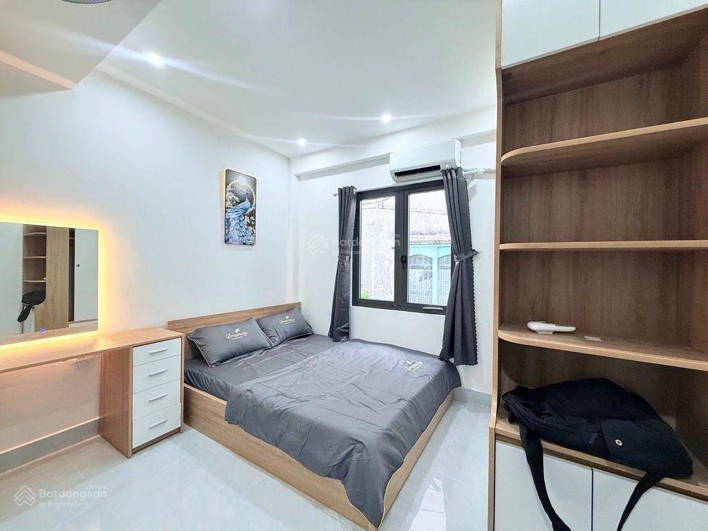 Nhỉnh 3 tỏi, 4 tầng btct ngay ngã tư hàng xanh thông điện biên phủ