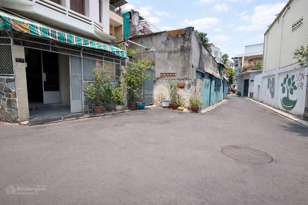 Bình thạnh,trần bình trọng.chỉ 6,2tỷ xe hơi ngủ trong nhà,diện tích lớn 45m2, trệt,2 lầu,sân thuong