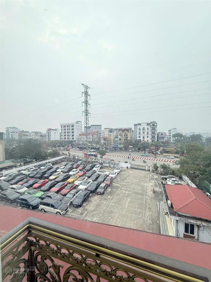 Bán nhà đất phân lô đường đức diễn, phú diễn  ôtô vào nhà  7tầng thang máy mới xây  52m2  21tỷ