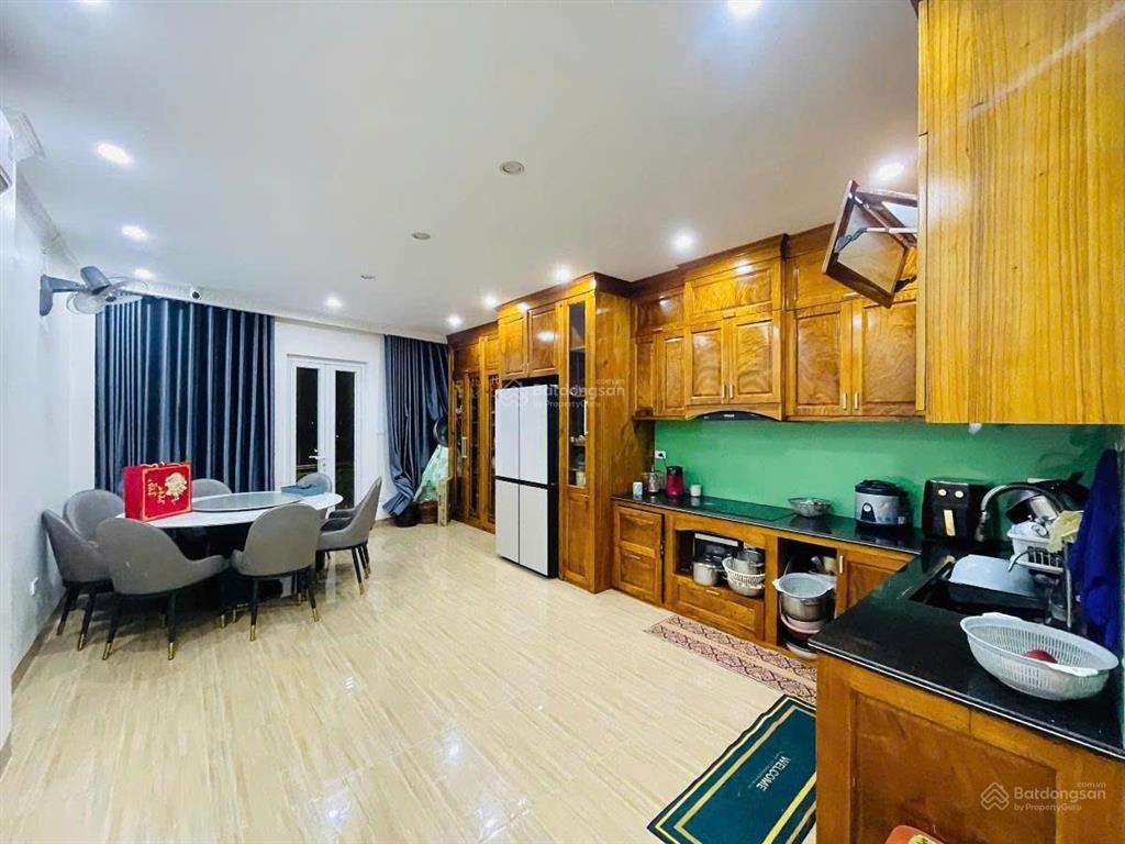 Bán nhà đất phân lô đường đức diễn, phú diễn  ôtô vào nhà  7tầng thang máy mới xây  52m2  21tỷ